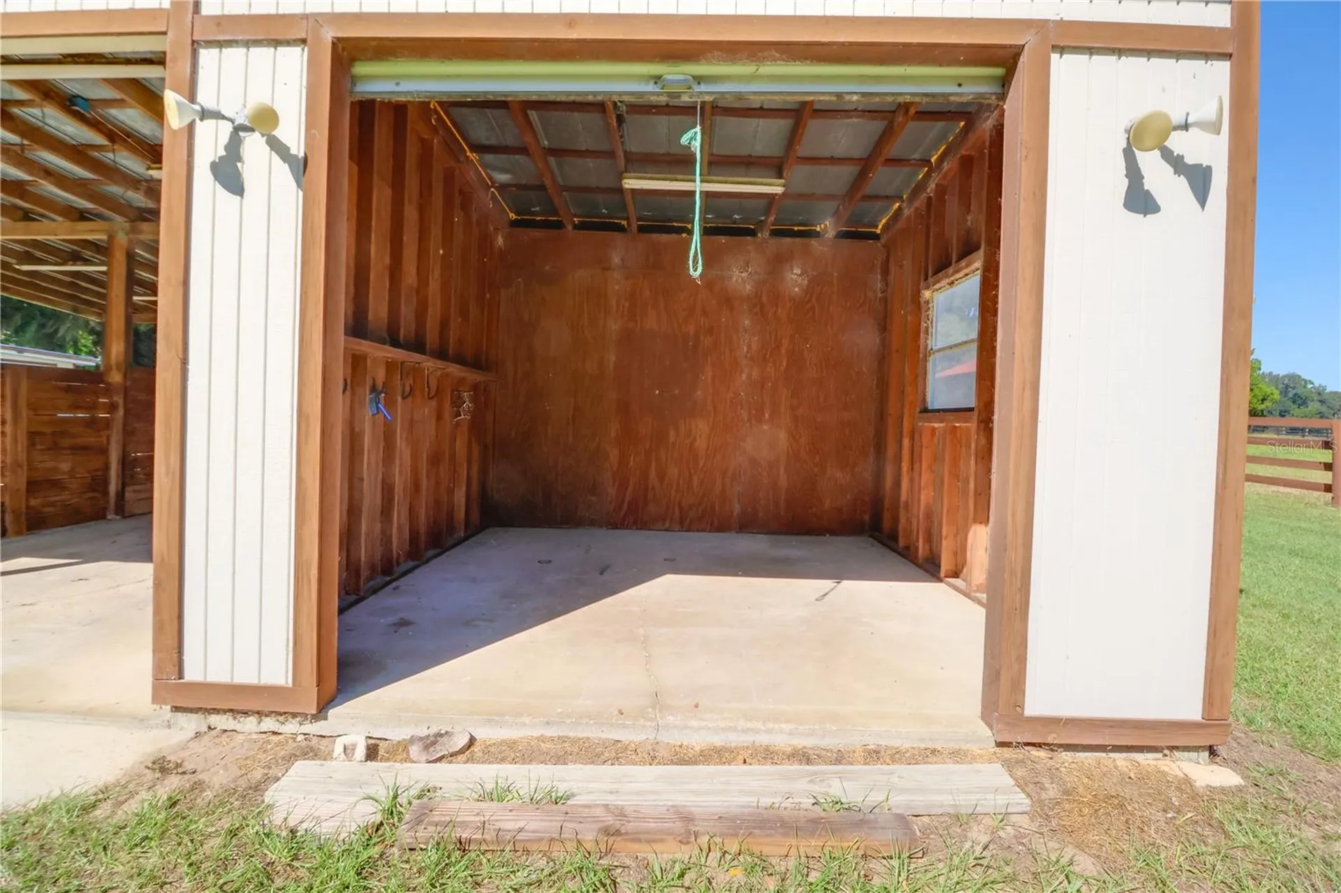 1480 NE 97 Street Anthony FL 32617
