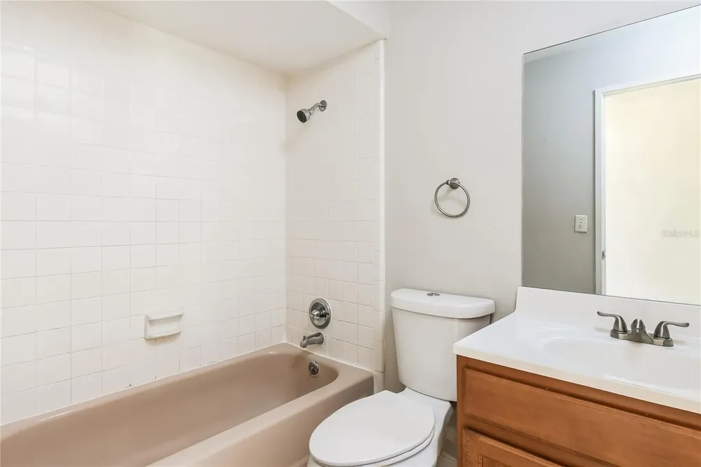820 E Flag Lane Kissimmee FL 34759