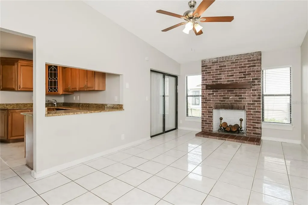 820 E Flag Lane Kissimmee FL 34759
