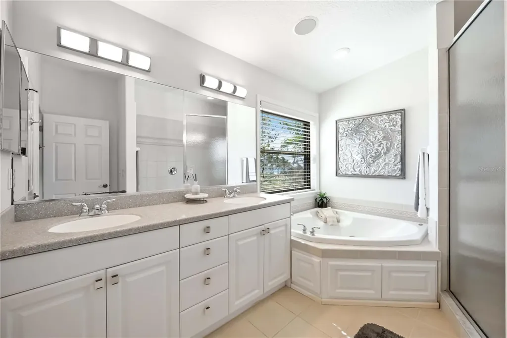 6322 Laguna Drive Longboat Key FL 34228