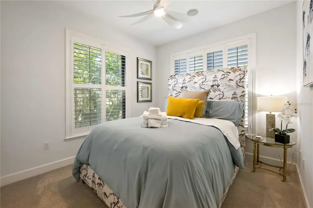 6322 Laguna Drive Longboat Key FL 34228