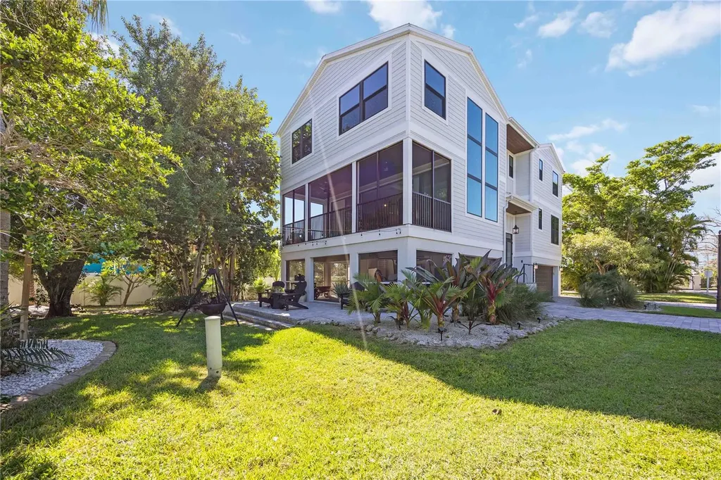 6322 Laguna Drive Longboat Key FL 34228