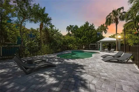 6322 Laguna Drive Longboat Key FL 34228