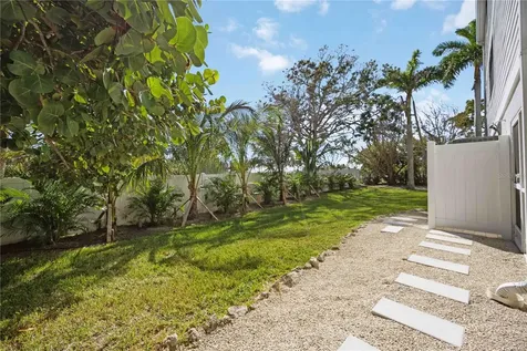 6322 Laguna Drive Longboat Key FL 34228