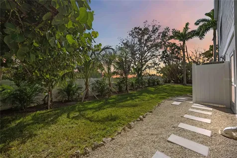 6322 Laguna Drive Longboat Key FL 34228