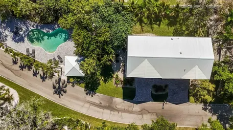 6322 Laguna Drive Longboat Key FL 34228