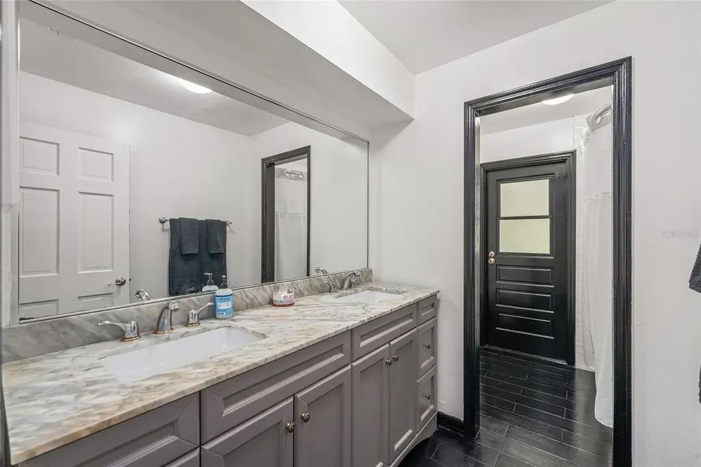 15 Adams Avenue Kissimmee FL 34744
