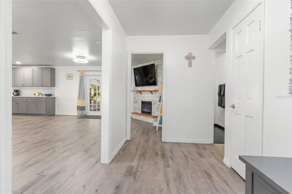 15 Adams Avenue Kissimmee FL 34744