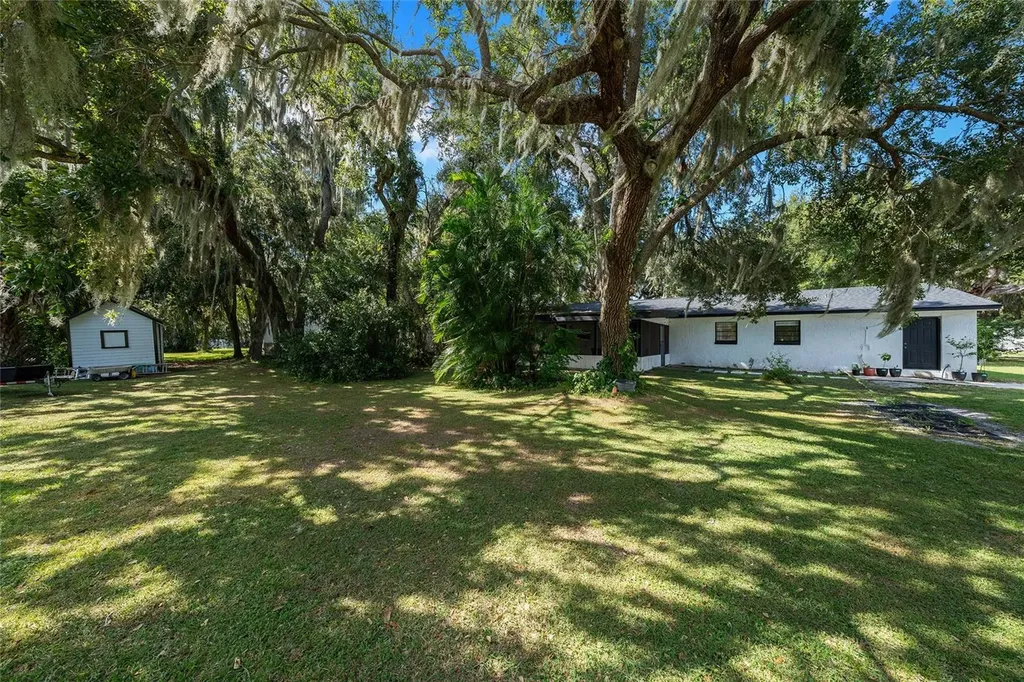 15 Adams Avenue Kissimmee FL 34744
