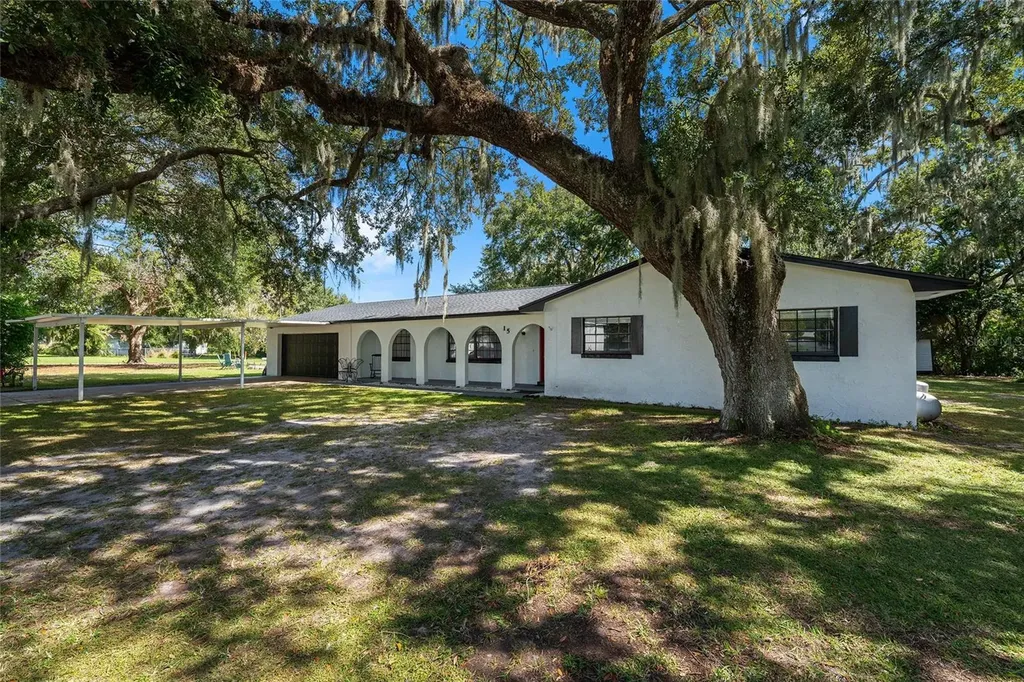 15 Adams Avenue Kissimmee FL 34744