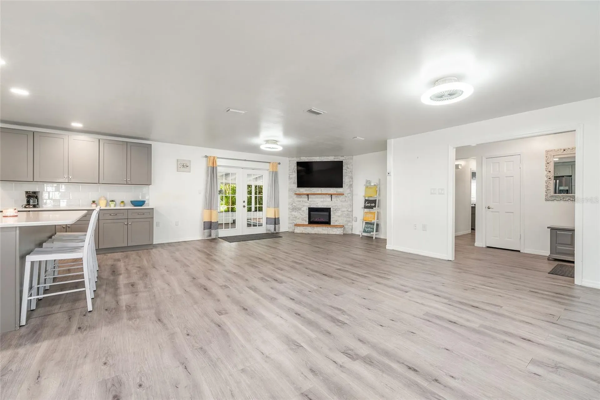 15 Adams Avenue Kissimmee FL 34744