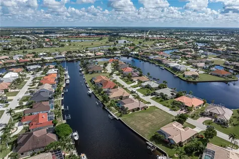 452 Valletta Court Punta Gorda FL 33950