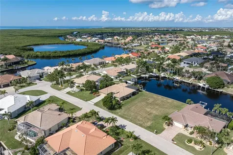 452 Valletta Court Punta Gorda FL 33950
