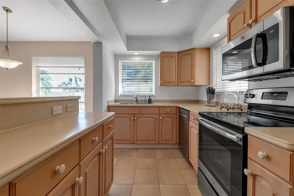 369 S Polk Drive Sarasota FL 34236