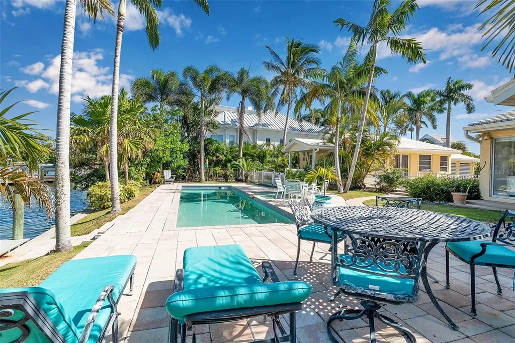 369 S Polk Drive Sarasota FL 34236