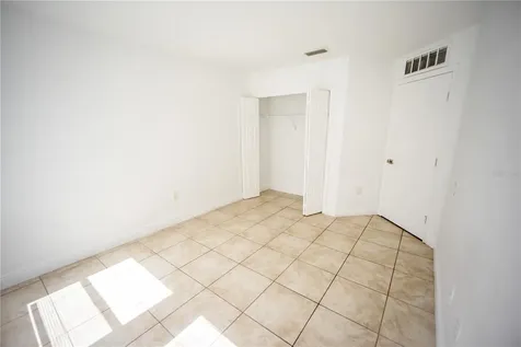 2814 Club Cortile Circle Kissimmee FL 34746