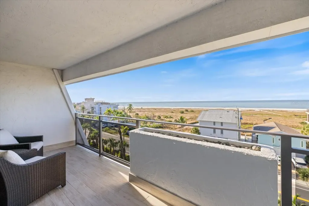 625 Beach Road Sarasota FL 34242