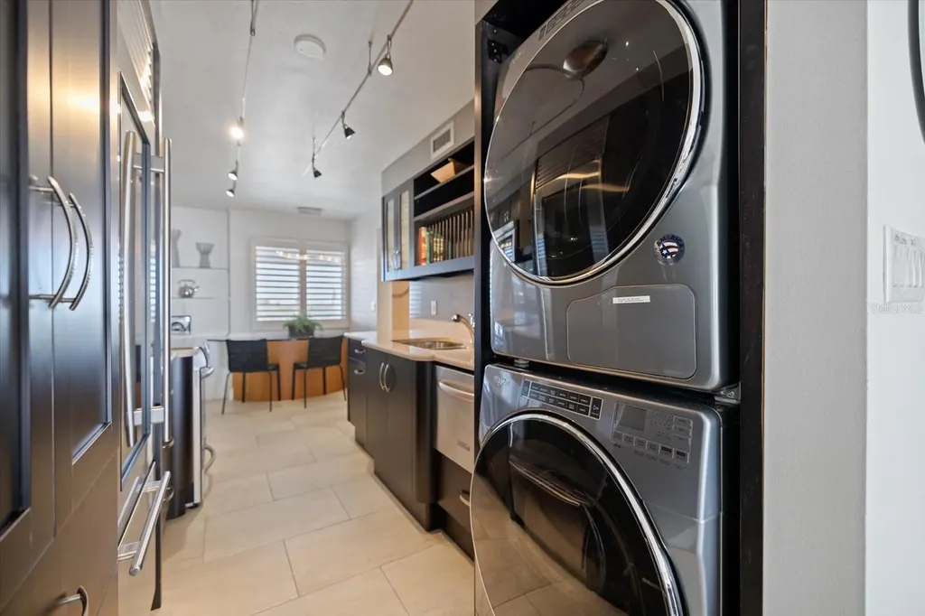 625 Beach Road Sarasota FL 34242