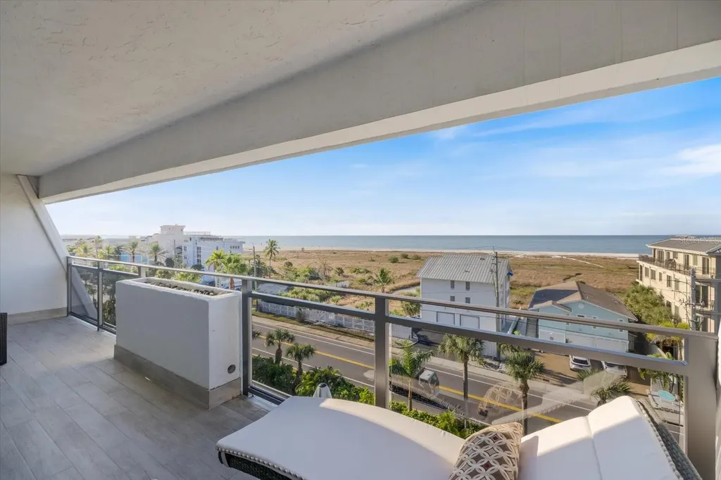 625 Beach Road Sarasota FL 34242