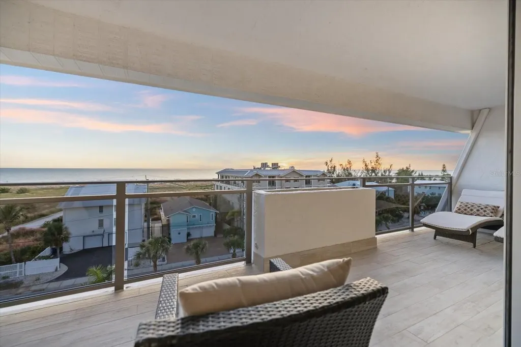 625 Beach Road Sarasota FL 34242