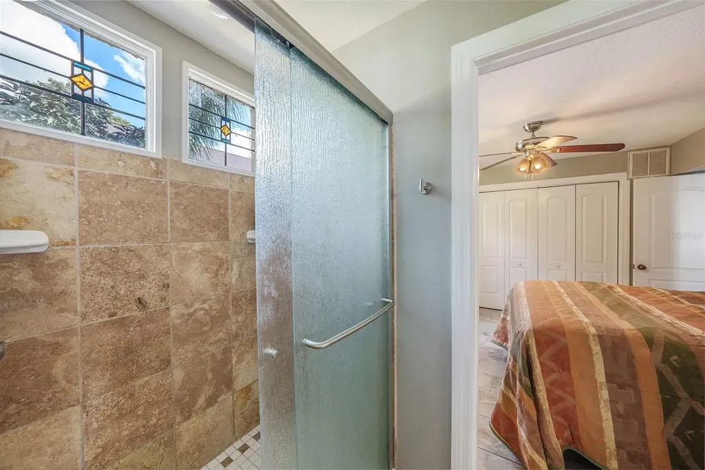 1702 E Knollwood Street Tampa FL 33610