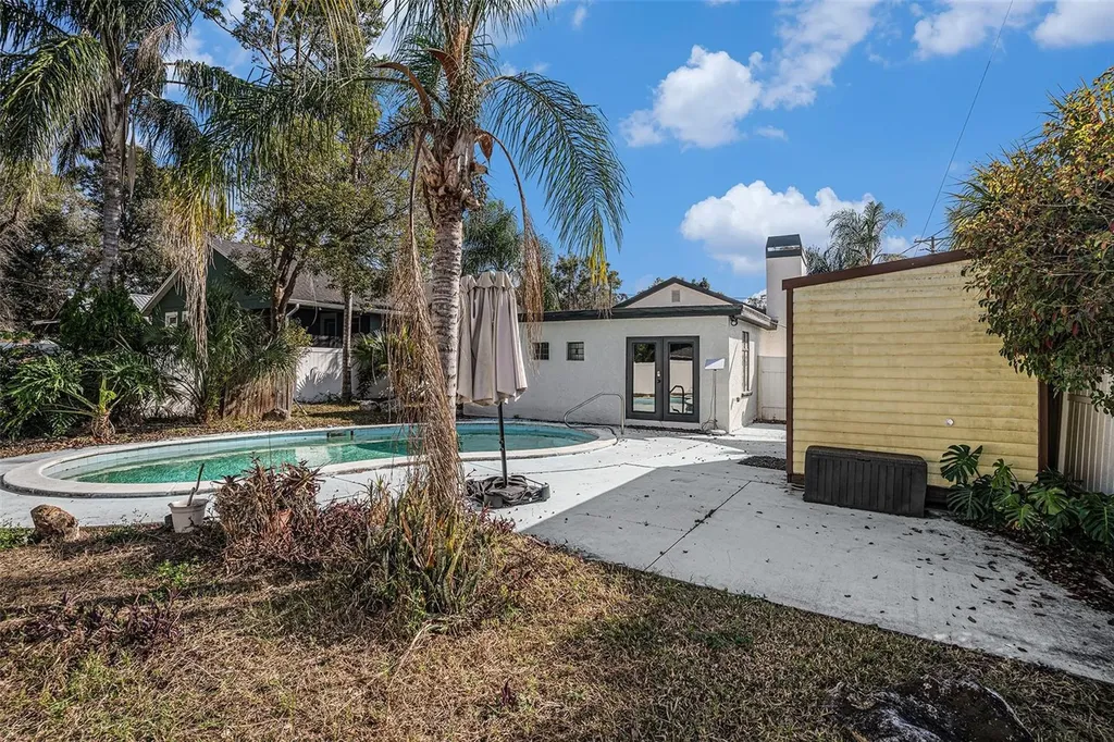 1702 E Knollwood Street Tampa FL 33610