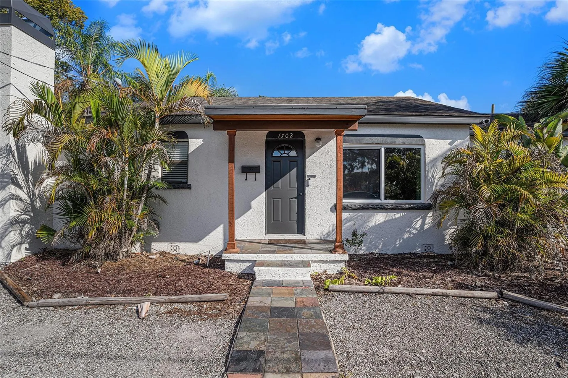 1702 E Knollwood Street Tampa FL 33610
