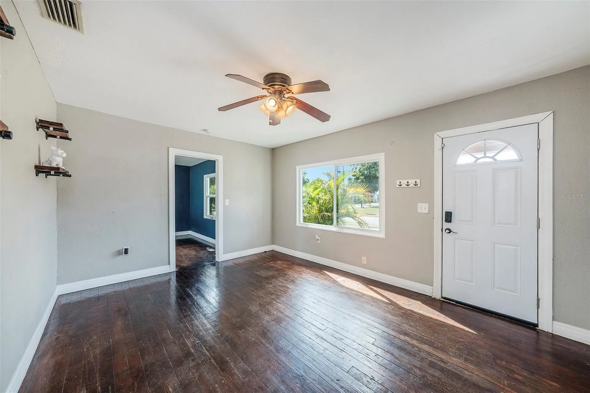 1702 E Knollwood Street Tampa FL 33610