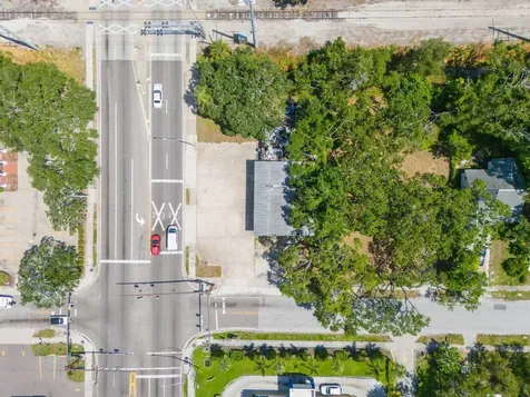 1000 N Washington Boulevard Sarasota FL 34236