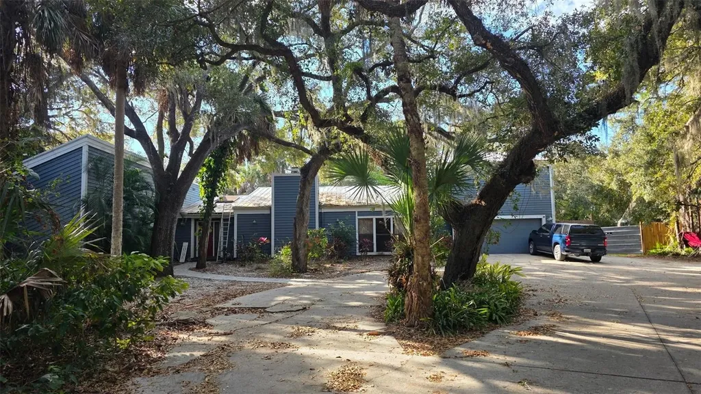 4889 Brigitta Drive Sarasota FL 34241