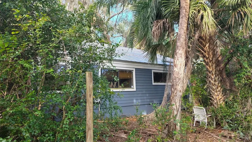 4889 Brigitta Drive Sarasota FL 34241