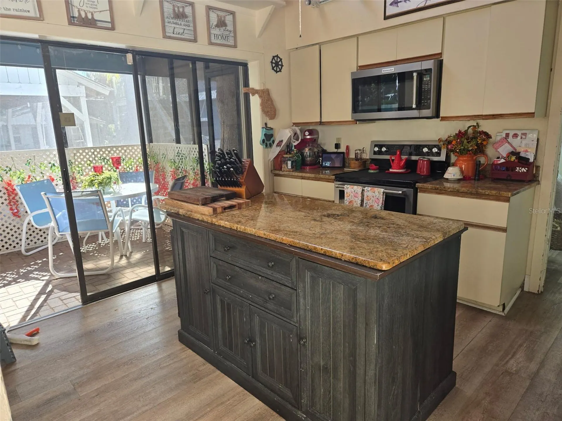 4889 Brigitta Drive Sarasota FL 34241