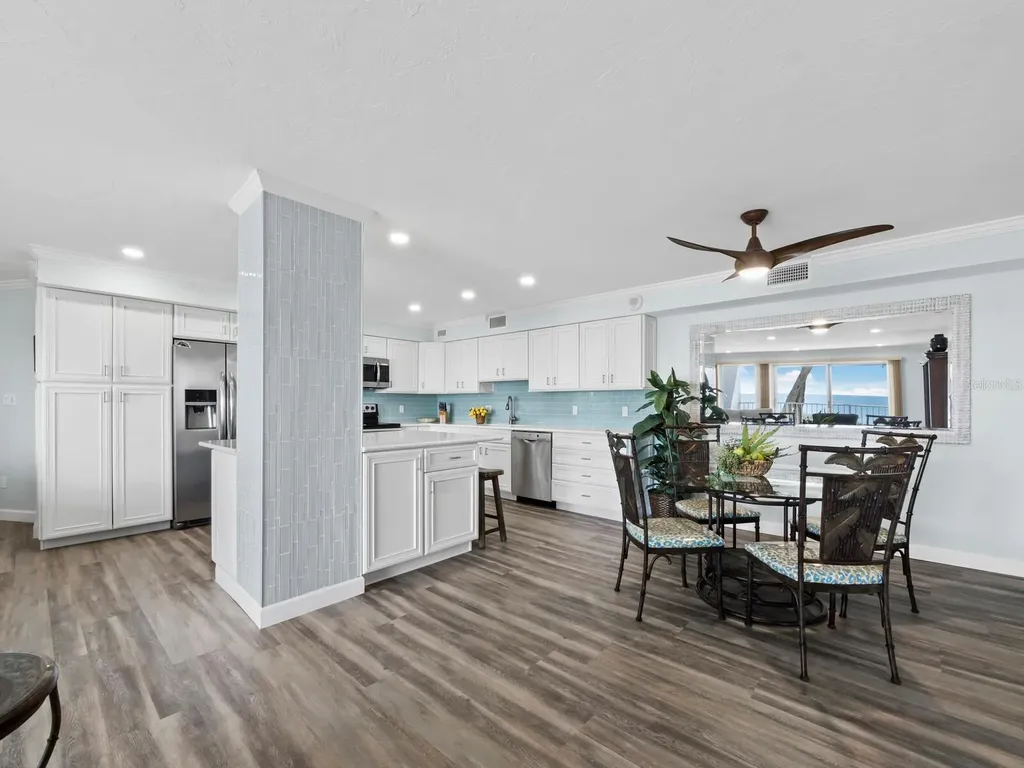 2295 Gulf Of Mexico Drive Longboat Key FL 34228