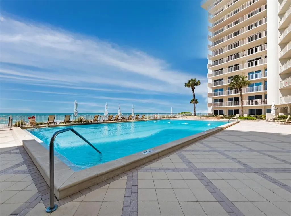 2295 Gulf Of Mexico Drive Longboat Key FL 34228