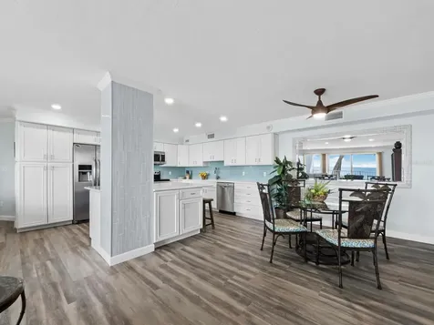 2295 Gulf Of Mexico Drive Longboat Key FL 34228