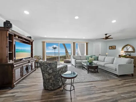 2295 Gulf Of Mexico Drive Longboat Key FL 34228