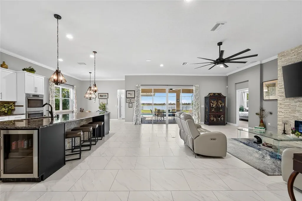 11525 Lake Lucaya Drive Riverview FL 33579