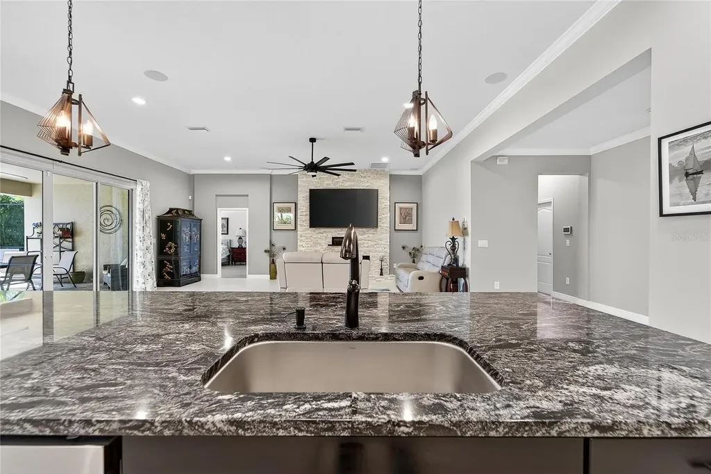 11525 Lake Lucaya Drive Riverview FL 33579
