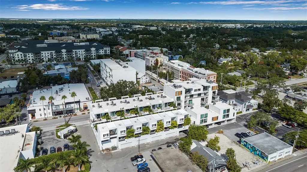 1542 4th Street Sarasota FL 34236