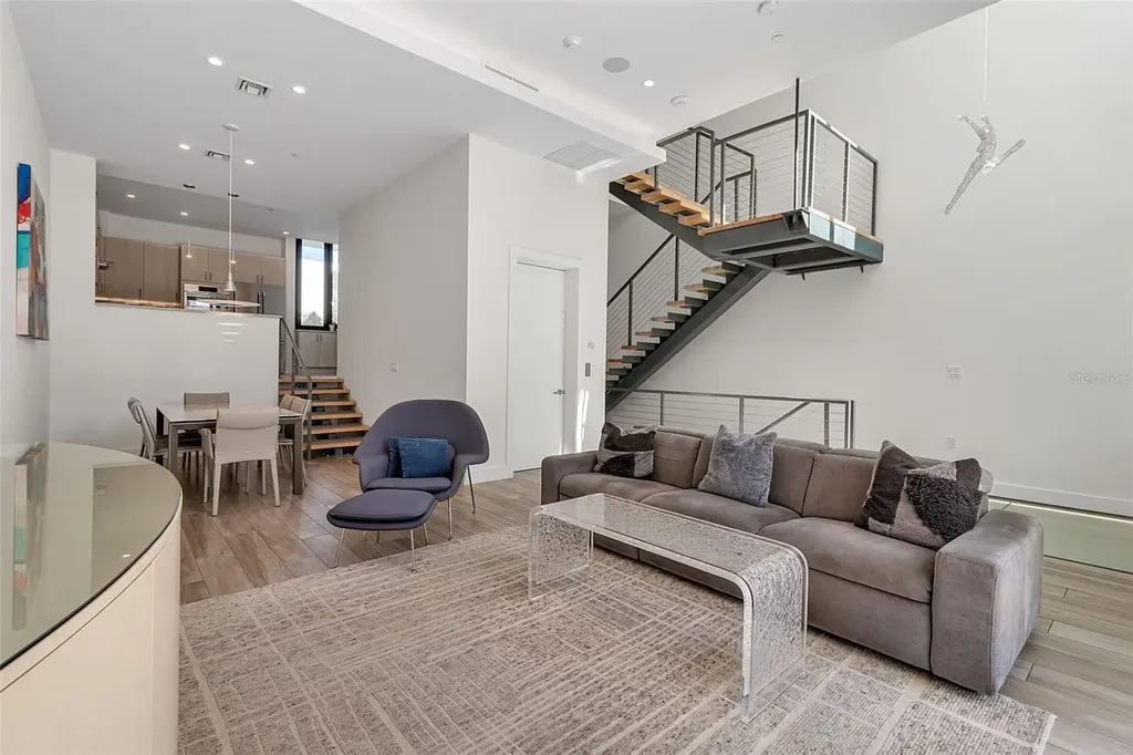 1542 4th Street Sarasota FL 34236