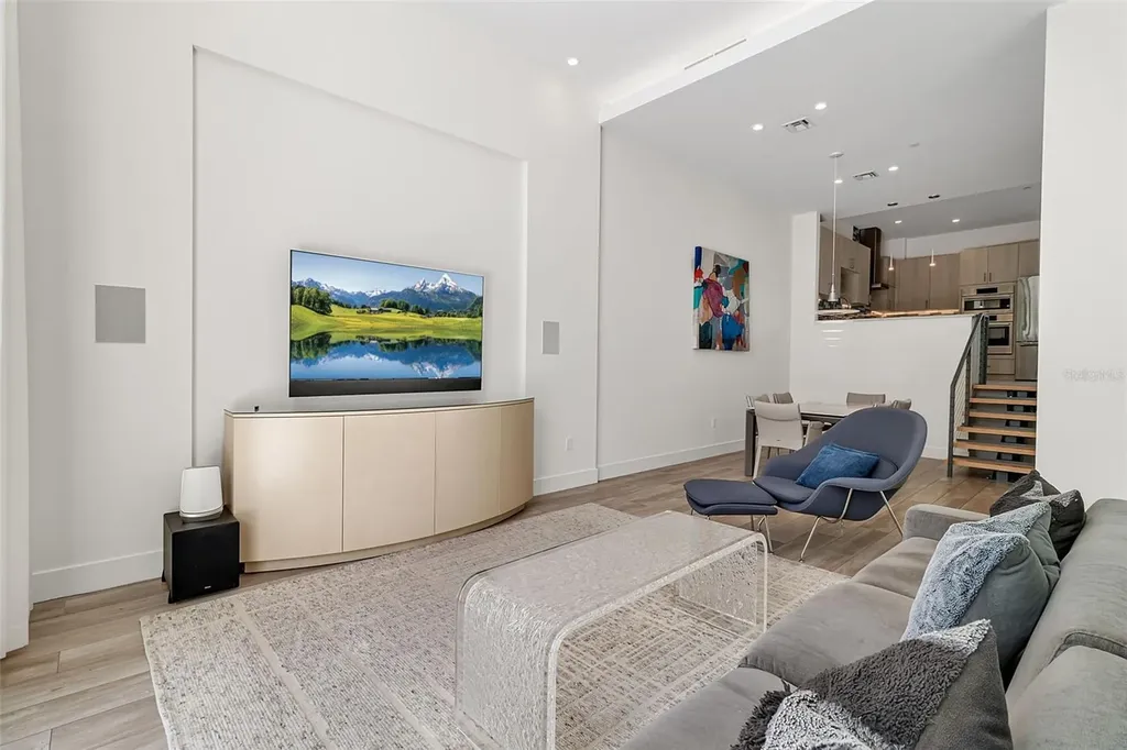 1542 4th Street Sarasota FL 34236