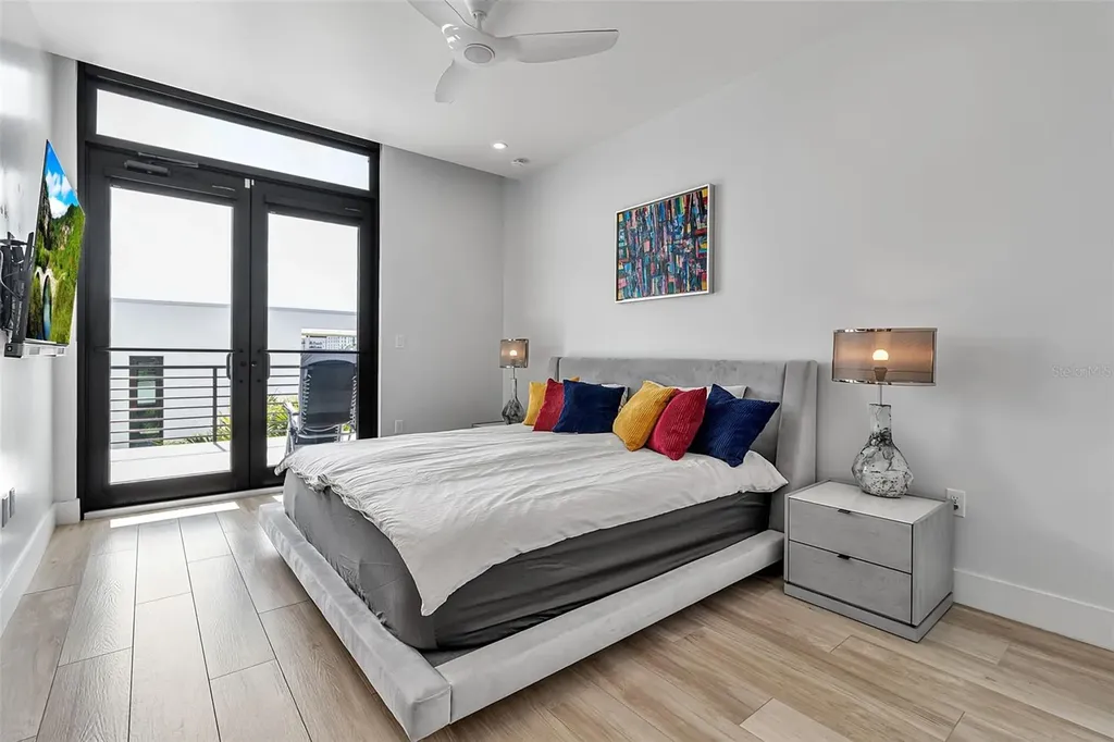 1542 4th Street Sarasota FL 34236