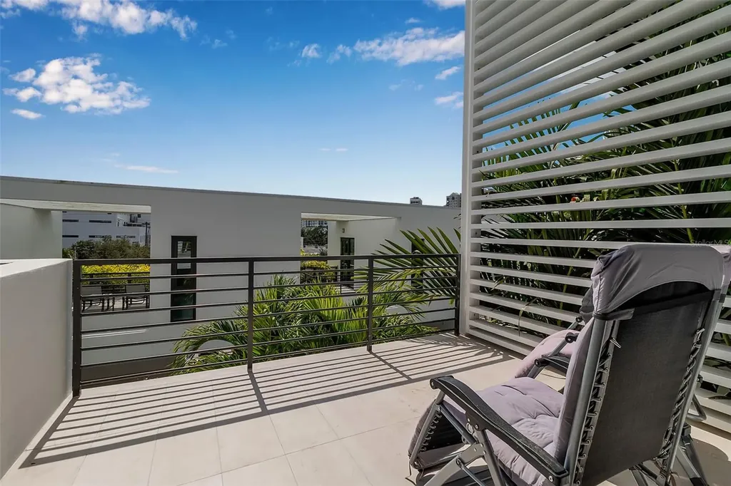 1542 4th Street Sarasota FL 34236