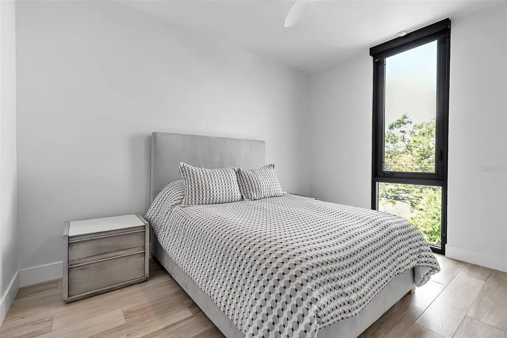 1542 4th Street Sarasota FL 34236