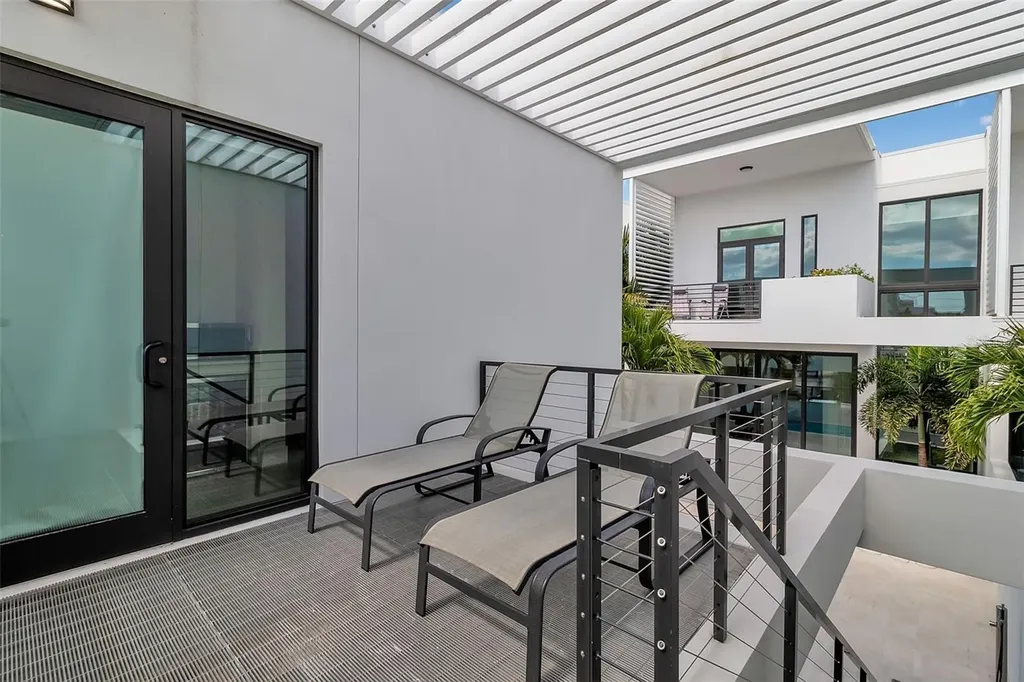 1542 4th Street Sarasota FL 34236