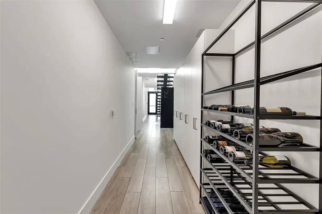 1542 4th Street Sarasota FL 34236