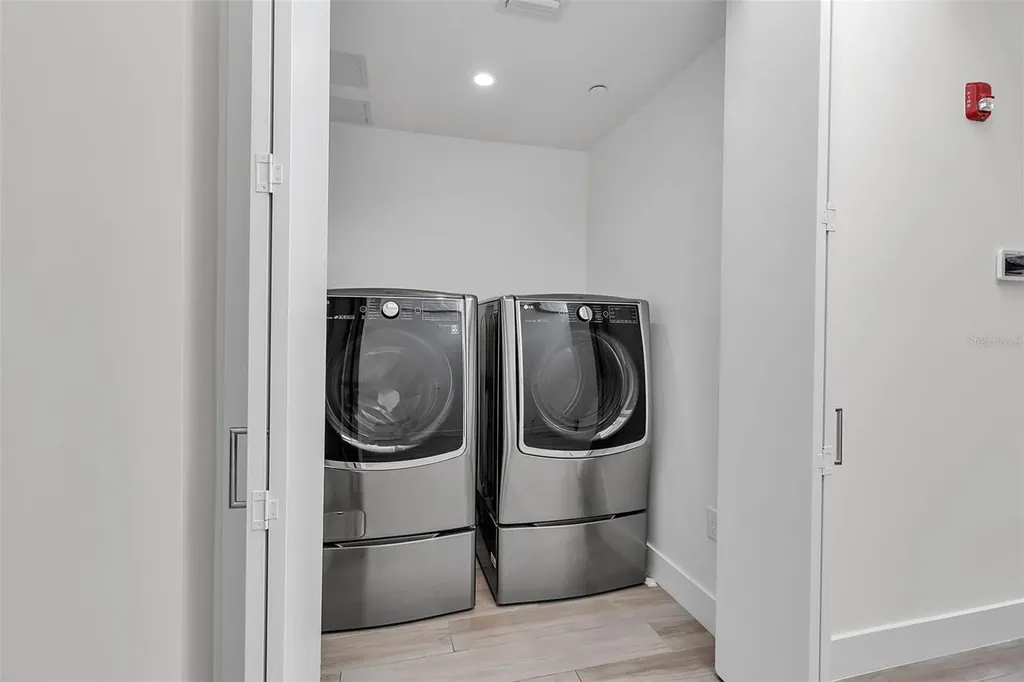 1542 4th Street Sarasota FL 34236