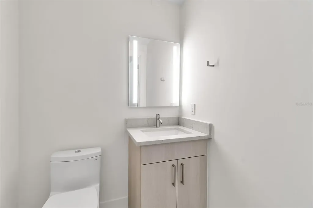 1542 4th Street Sarasota FL 34236