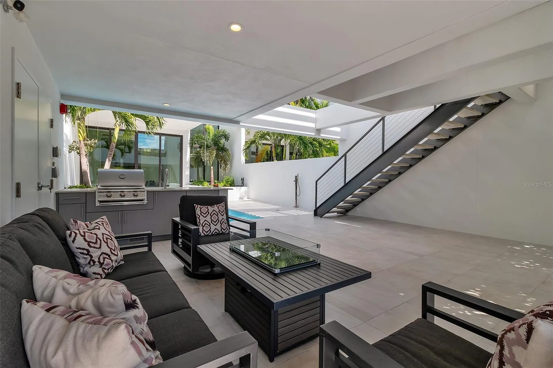 1542 4th Street Sarasota FL 34236