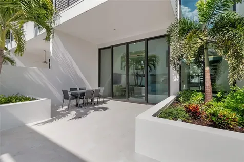 1542 4th Street Sarasota FL 34236